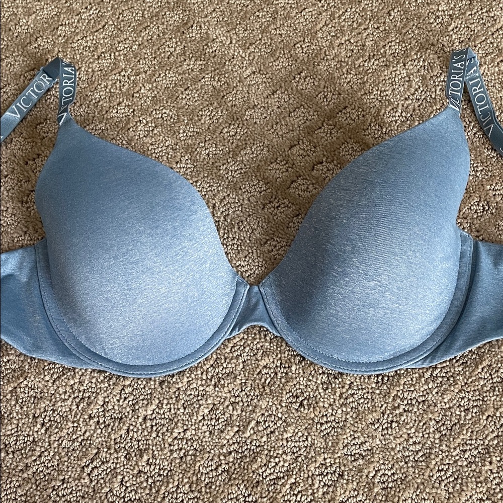 Victoria's Secret Blue Bra 36C